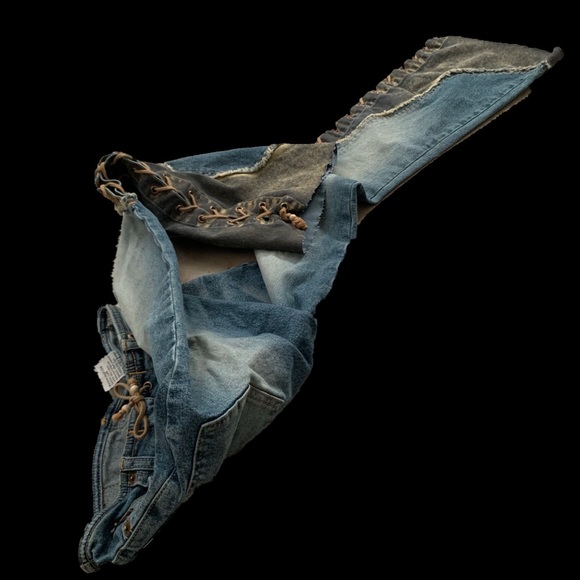 Mudd low rise lace up jeans ! - Picture 4 of 4